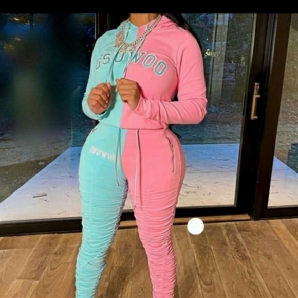 Matching Set - Picture 2 of 7